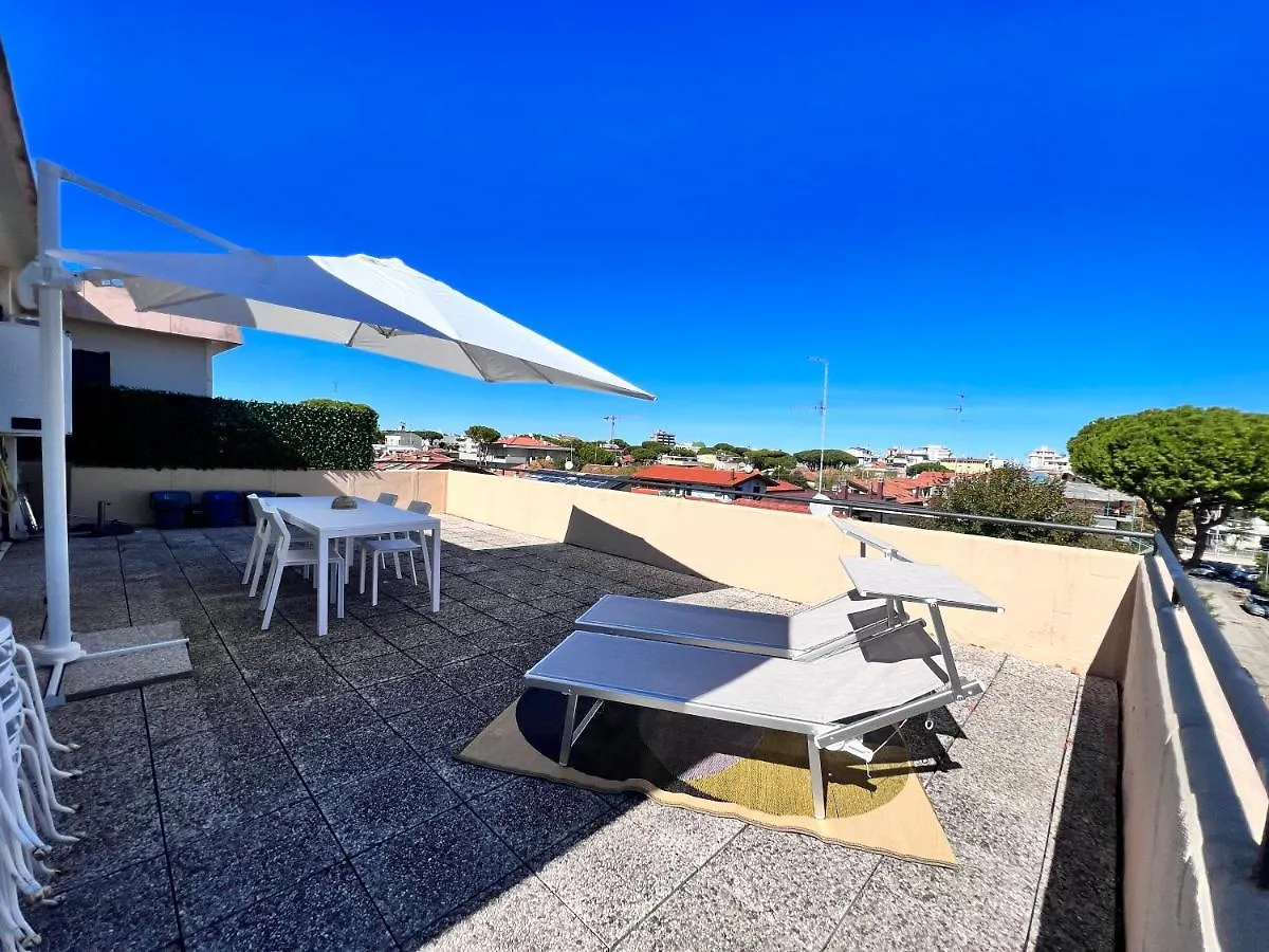 Attichino Riccione Apartamento