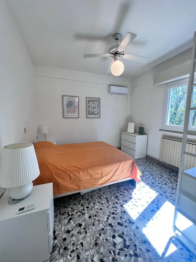 Attichino Riccione Apartamento 0*,  Itália