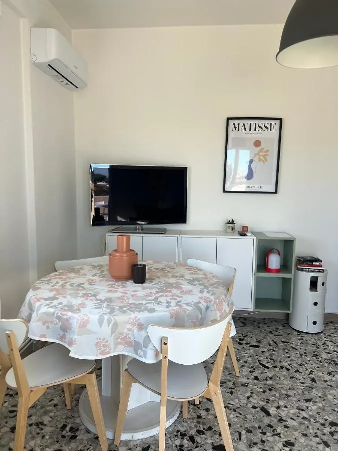 Attichino Riccione Apartamento
